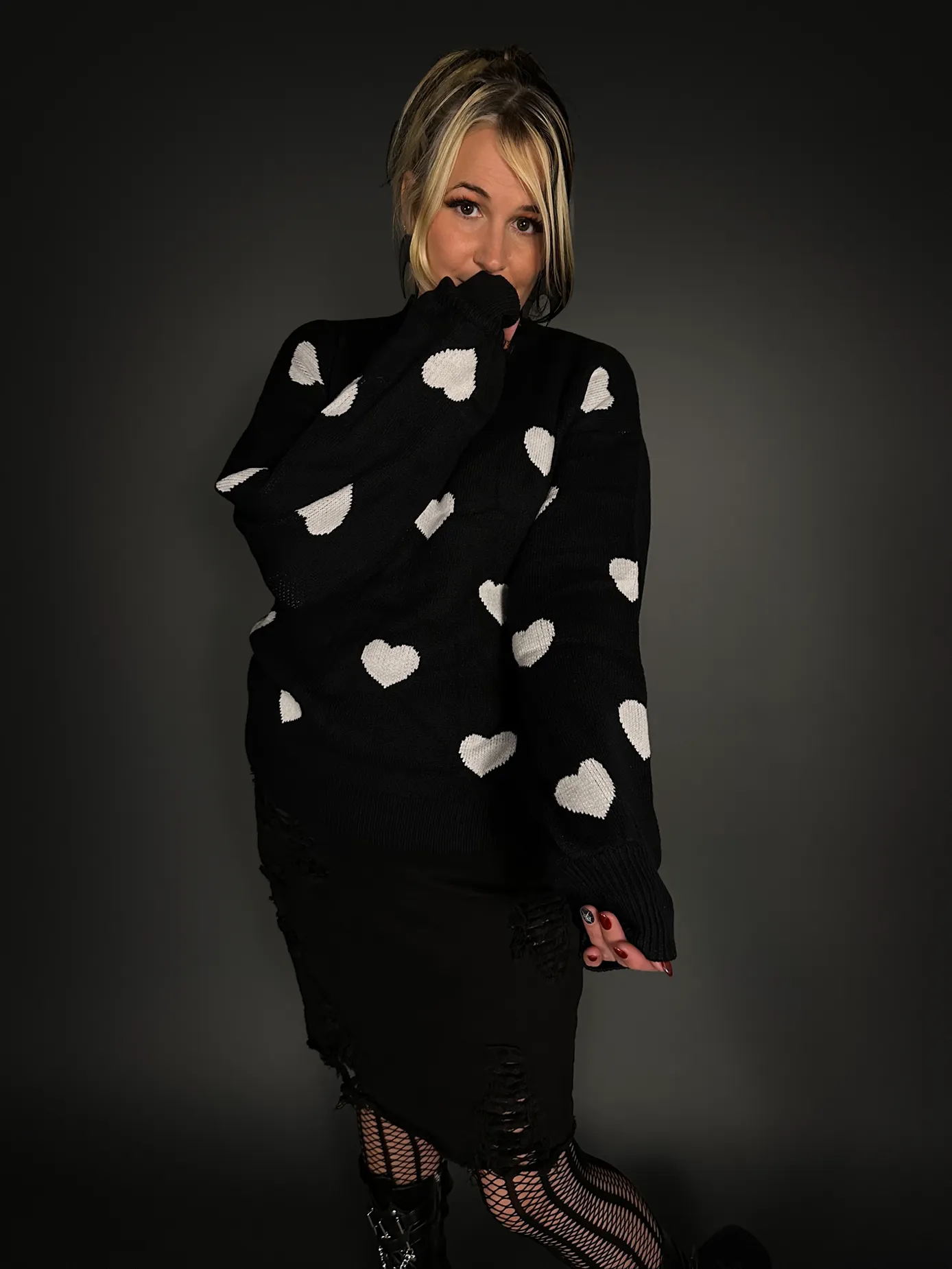 Outfit Set - Distressed Black Denim Skirt & Oversized Black Sweater with White Hearts