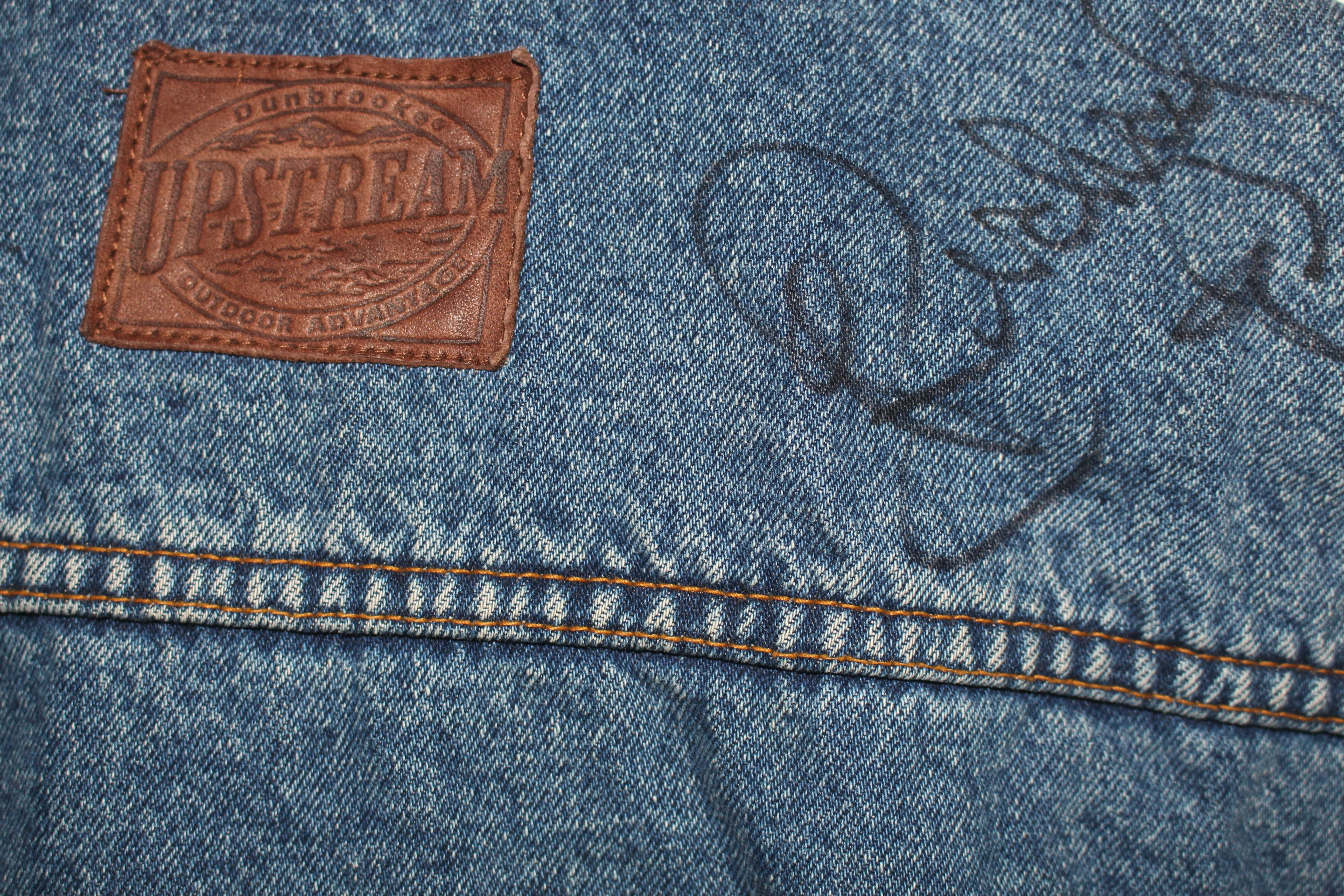 Rare Hot Wheels Racing NASCAR Richard Petty #43 Autographed Denim Jacket (M)