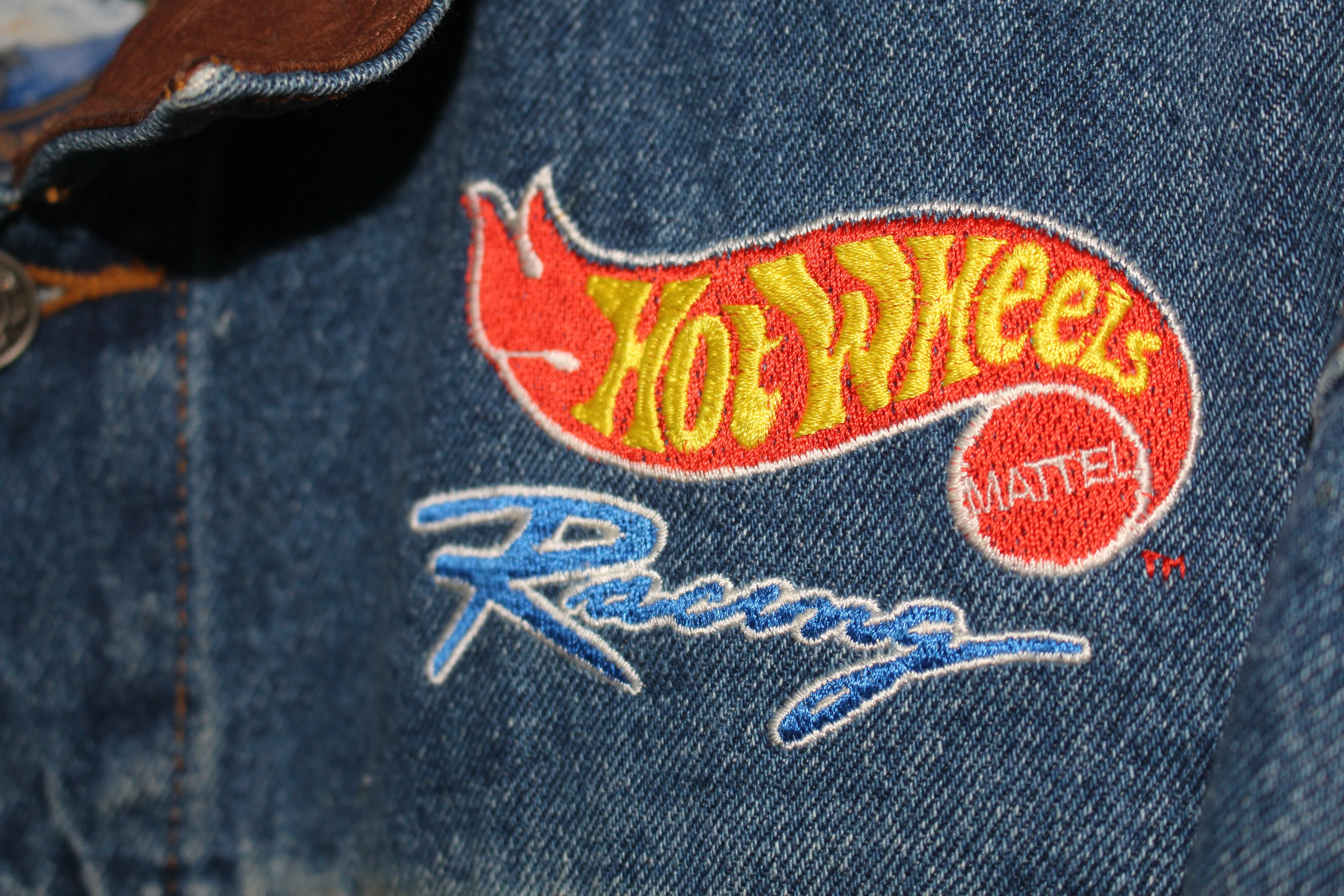 Rare Hot Wheels Racing NASCAR Richard Petty #43 Autographed Denim Jacket (M)